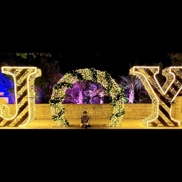 Meet your Posher, Diana - Picture 1 of 1